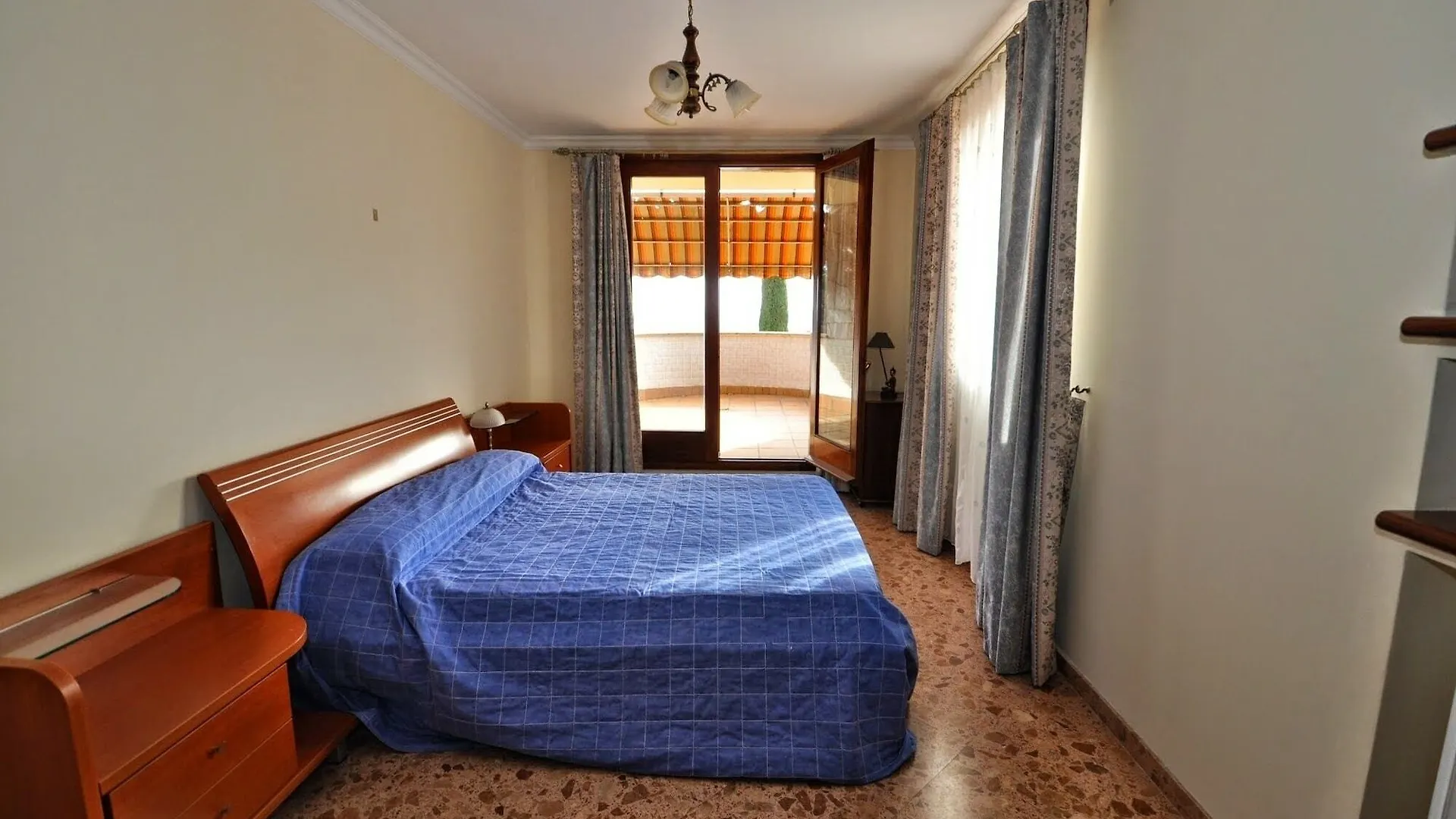Kontakt z Villa Santa Francisca
